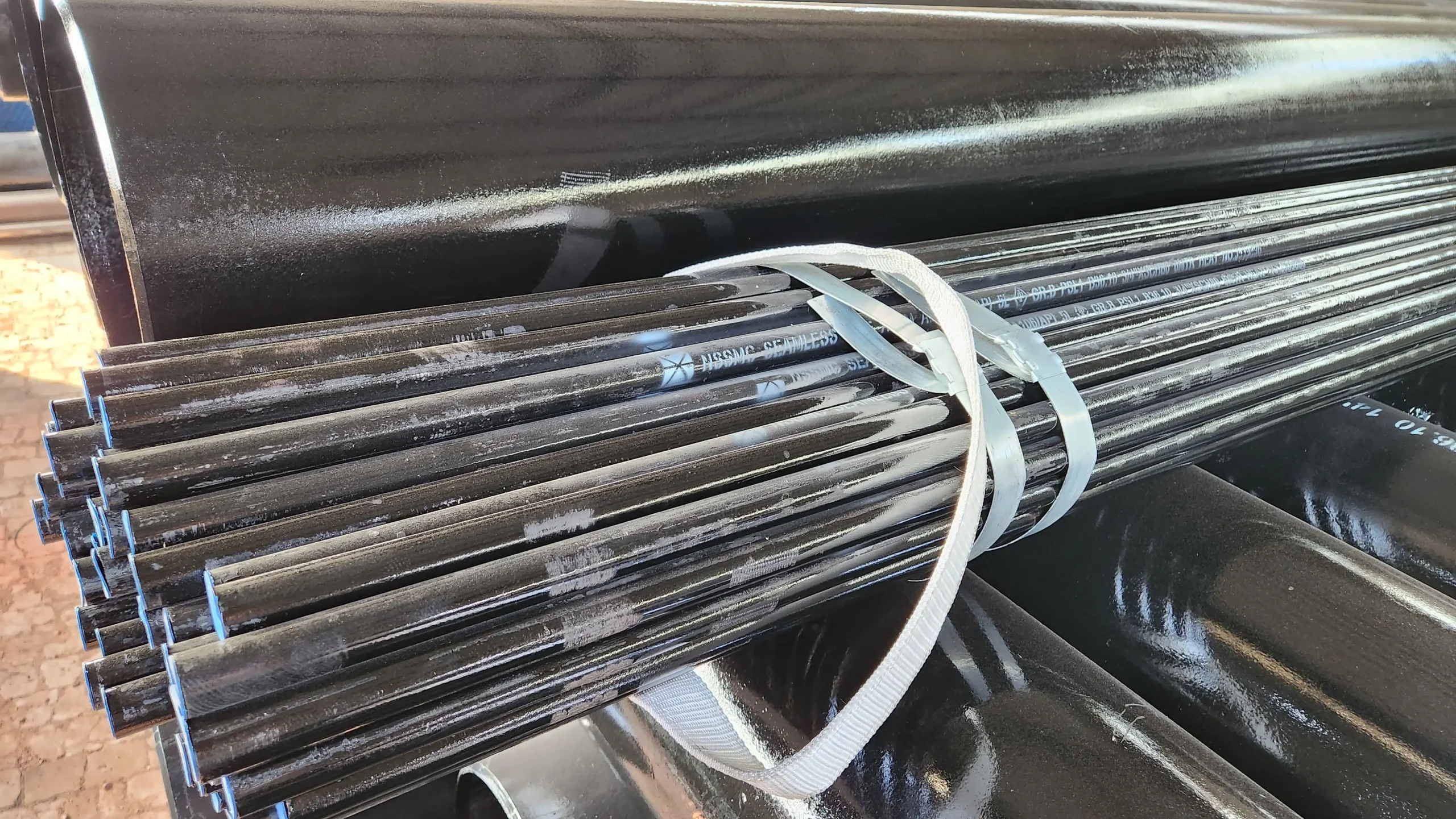 API 5L Grade B Steel Pipe: A Comprehensive Guide to Carbon Steel Line Pipe—Specifications, Properties, Applications, and Supply Chain-463