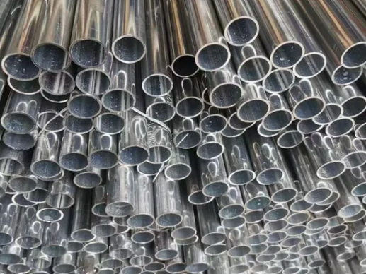 ASTM A213 Seamless Tubes: A Comprehensive Guide to Specifications, Grades, and Applications