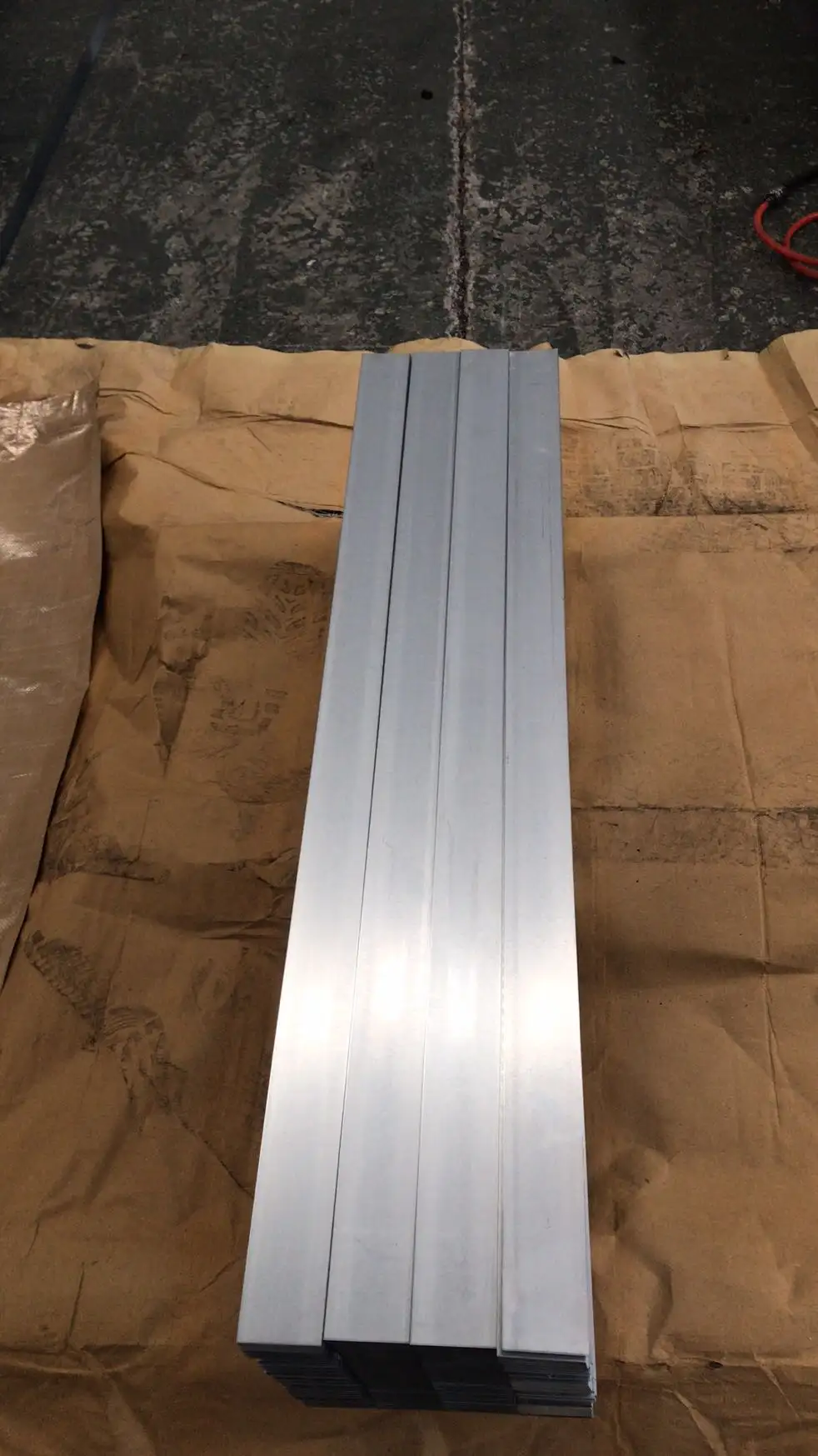 DX53D+Z Hot-Dip Galvanized Steel: A Comprehensive Guide to Deep-Drawable Weathering Steel—Specifications, Properties, Applications, and Supply Chain-424